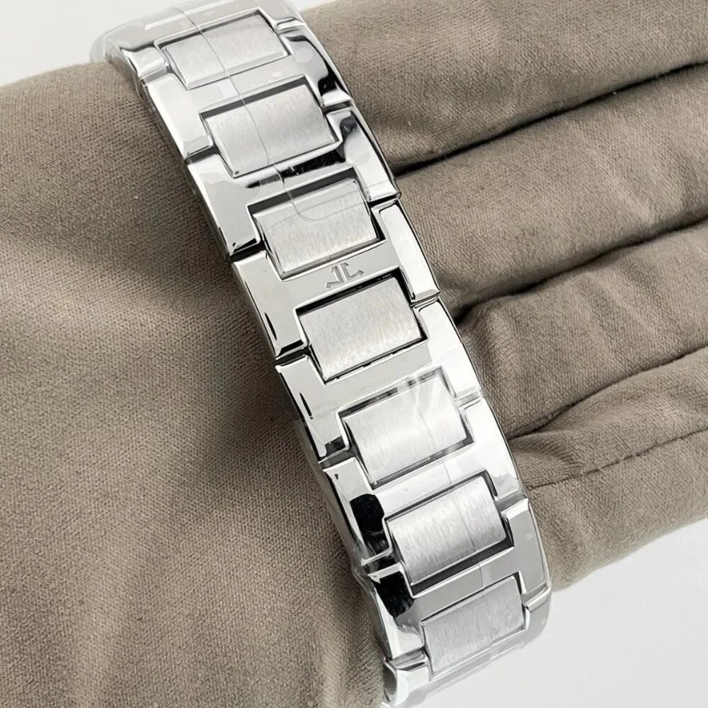 Jaeger LeCoultre Reverso Squadra Stainless Steel Diamond Women's Watch 234.8.47